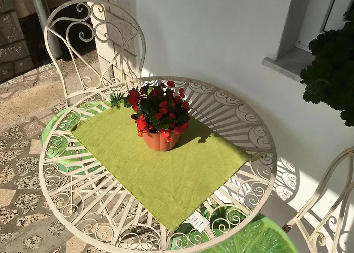 Studio Apartman Jojo